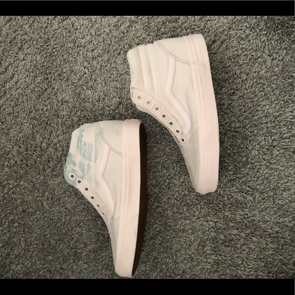 Nude/pink vans